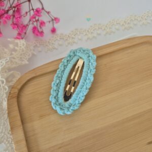 Miętowa spinka szydełkowa 6,5cm- ozdoba do włosów